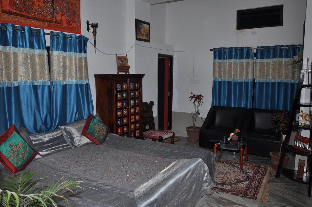 Phalodi  Hotel Fort View & Restaurant מראה חיצוני תמונה